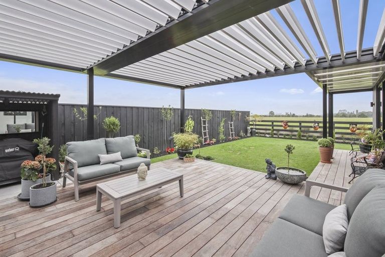 Photo of property in 18 Ellmers Street, Woodend, 7691