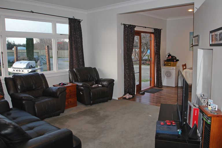 Photo of property in 38 Charles Street, Weston, Oamaru, 9401