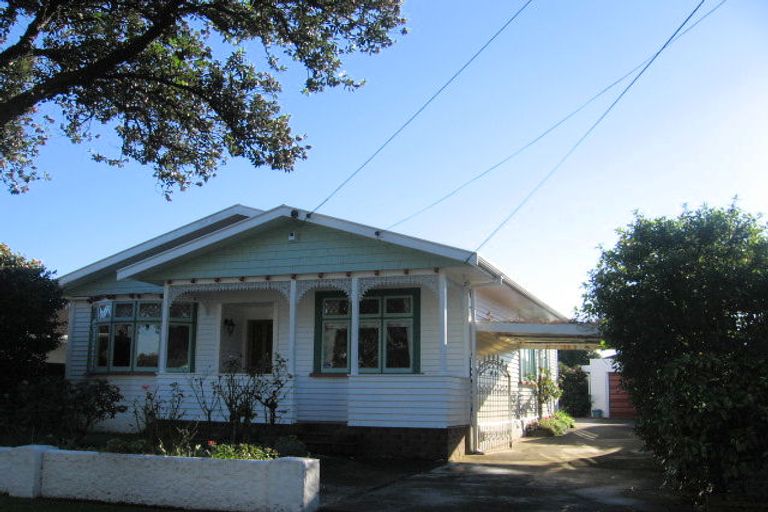 Photo of property in 15 Wilford Street, Woburn, Lower Hutt, 5011