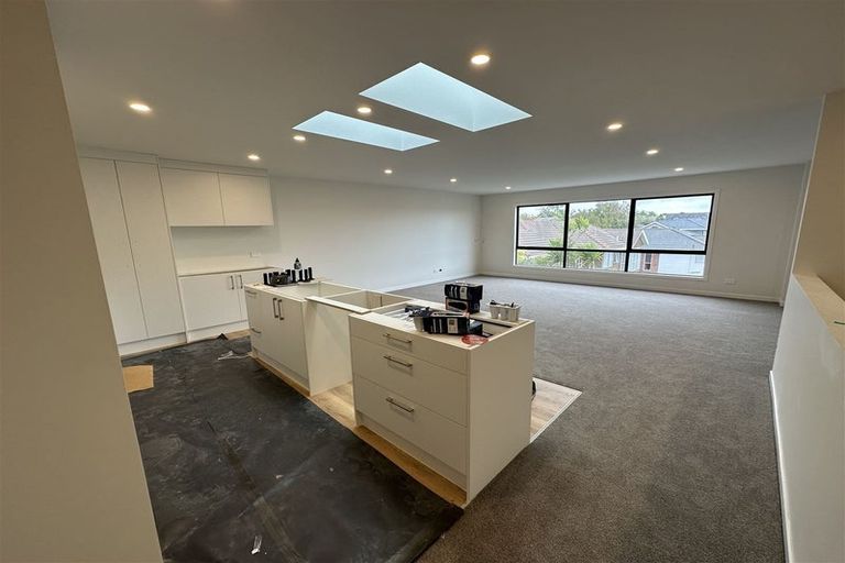 Photo of property in 12b Bluefin Way, West Harbour, Auckland, 0618