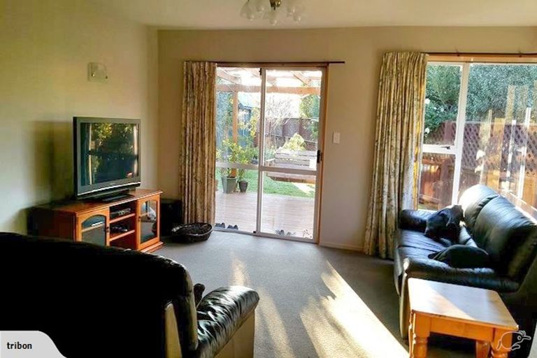 Photo of property in 2/43 Studholme Street, Somerfield, Christchurch, 8024