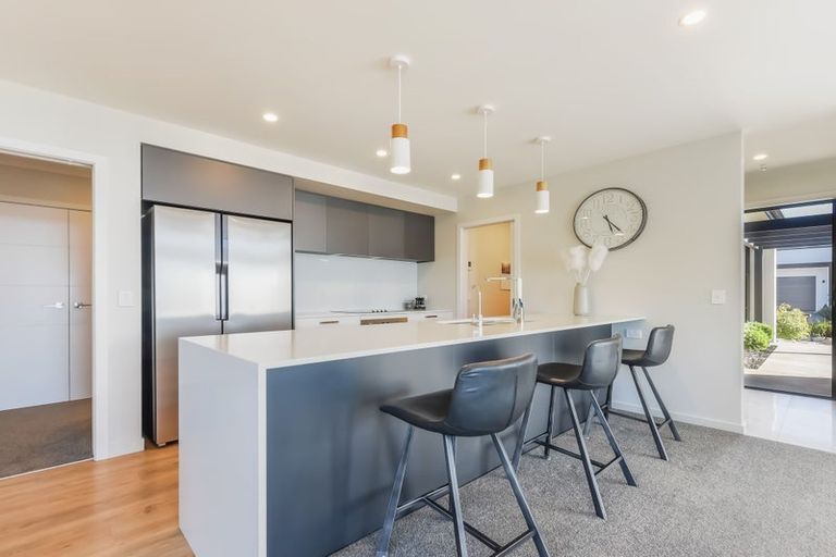 Photo of property in 14 Hill Tops Way, Stoke, Nelson, 7011