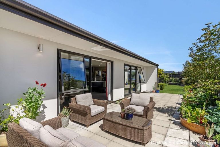 Photo of property in 17 Churchill Drive, Rangiora, 7400