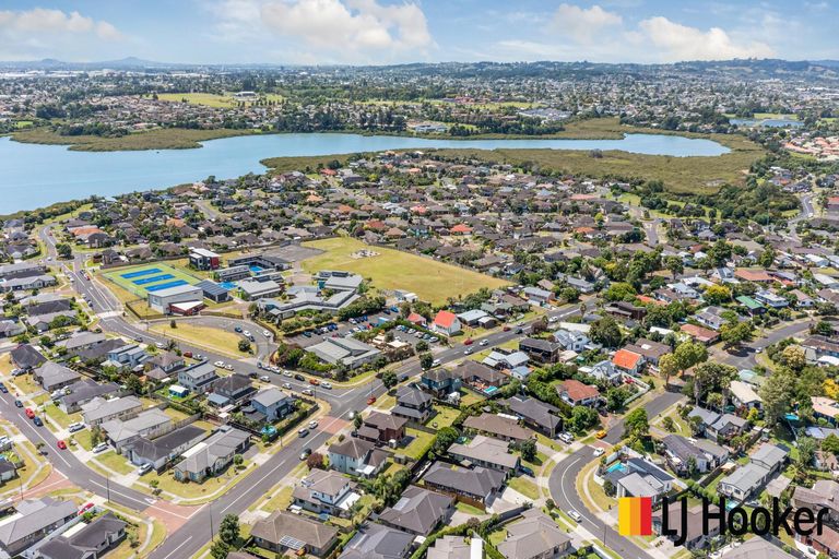 Photo of property in 39 Sunningdale Street, Wattle Downs, Auckland, 2103