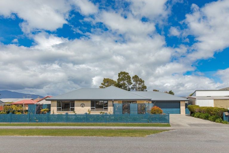 Photo of property in 34 Fonblanque Street, Westport, 7825