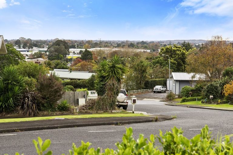 Photo of property in 4a Barberton Terrace, Red Hill, Papakura, 2110