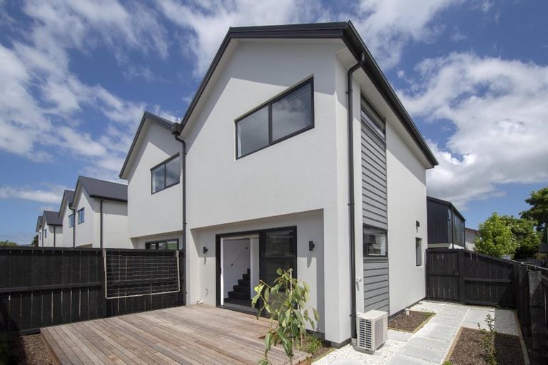 Photo of property in 6/67 Osborne Street, Waltham, Christchurch, 8011