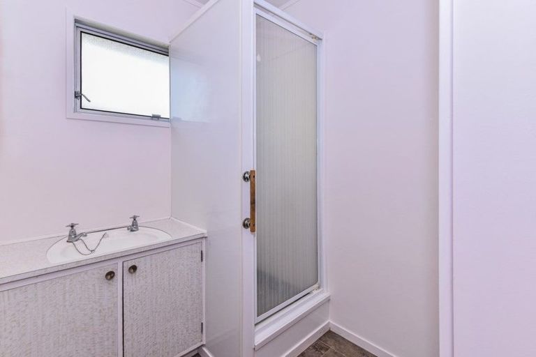 Photo of property in 2/1a Allenby Road, Papatoetoe, Auckland, 2025