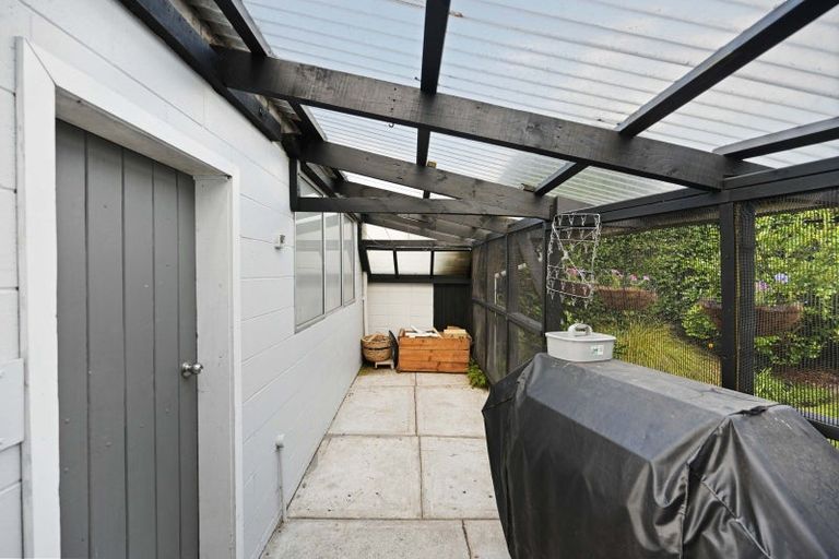 Photo of property in 30 Rhonda Avenue, Deanwell, Hamilton, 3206