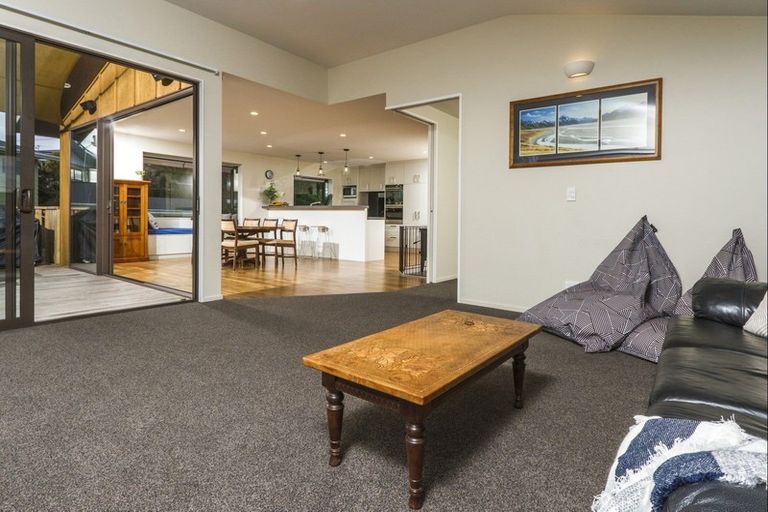 Photo of property in 12 Seafield Terrace, Glenduan, Nelson, 7071