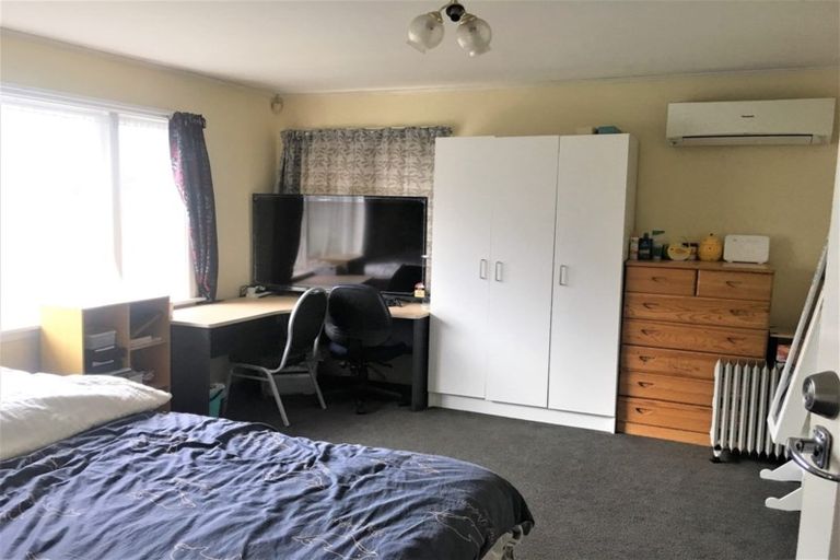 Photo of property in 77 Hoani Street, Northcote, Christchurch, 8052