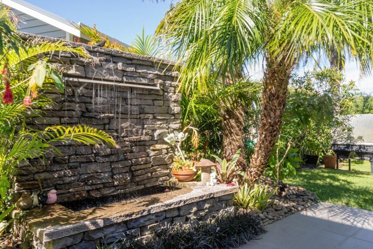 Photo of property in 8 Sara Way, Whitianga, 3510