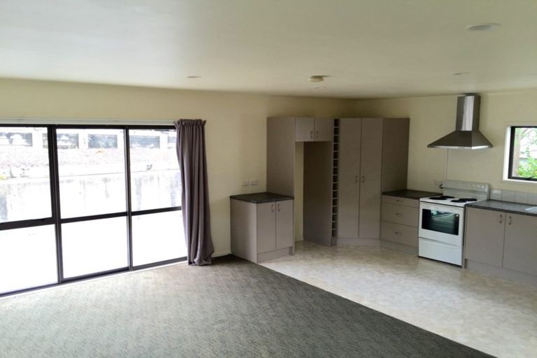 Photo of property in 3/78 Seaview Road, Castor Bay, Auckland, 0620