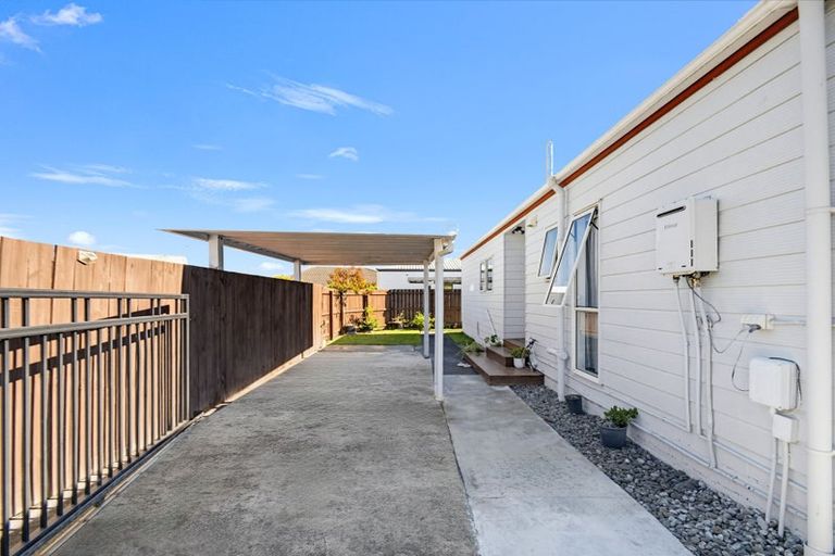 Photo of property in 22a Clarice Place, Takanini, 2112