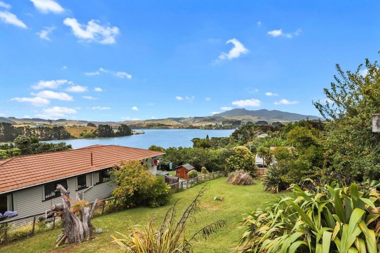 Photo of property in 15 Point Street, Raglan, 3225