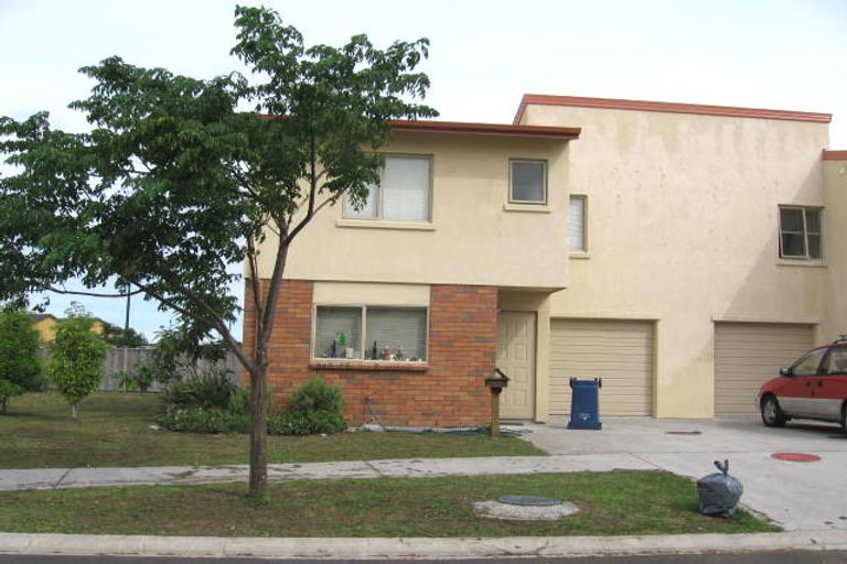 Photo of property in 17 Kora Avenue, Ranui, Auckland, 0612