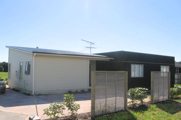 Photo of property in 143 The Fairway, Matarangi, Whitianga, 3592