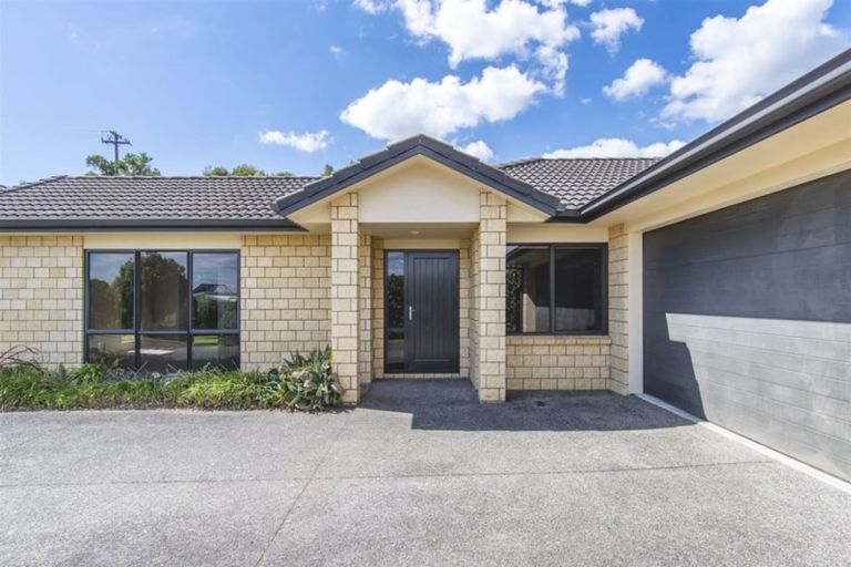 Photo of property in 5 Hillford Place, Welcome Bay, Tauranga, 3175