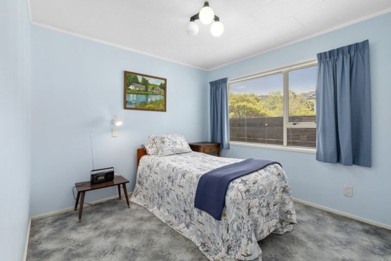 Photo of property in 46 Glen Road, Stokes Valley, Lower Hutt, 5019