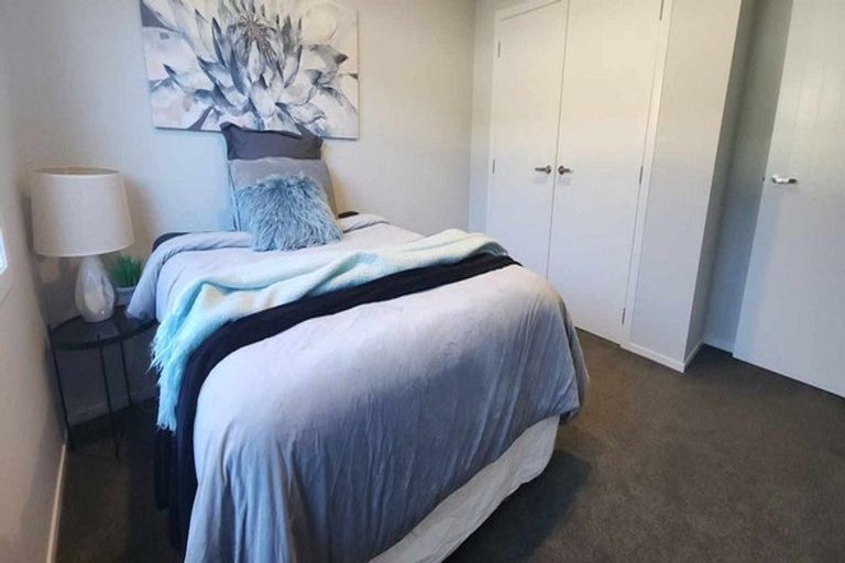 Photo of property in 35 Gallipoli Place, Paraparaumu, 5032