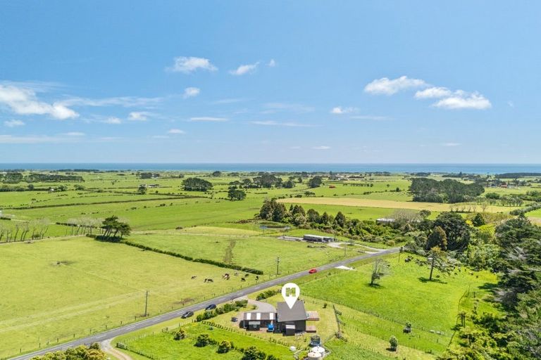 Photo of property in 205 Puniho Road, Warea, New Plymouth, 4381
