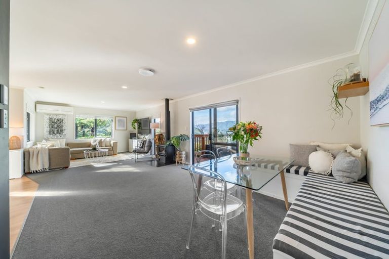 Photo of property in 23 Percy Kinsman Crescent, Riverstone Terraces, Upper Hutt, 5018