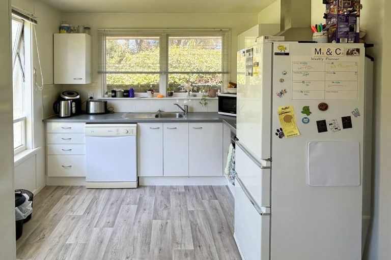 Photo of property in 2/12 Ensors Road, Opawa, Christchurch, 8023