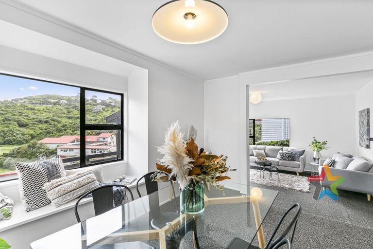 Photo of property in 113 Houghton Bay Road, Houghton Bay, Wellington, 6023