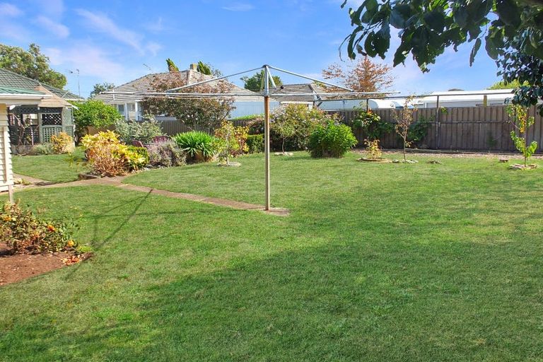 Photo of property in 11 Norbiton Road, Foxton, 4814