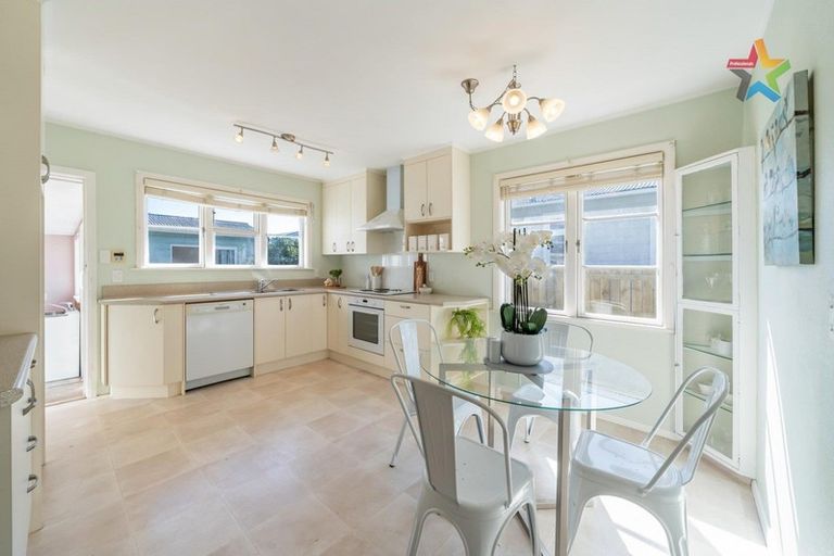 Photo of property in 27 Hume Street, Alicetown, Lower Hutt, 5010