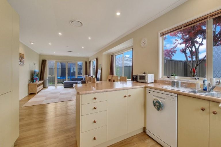 Photo of property in 38 Owhatiura Drive, Lynmore, Rotorua, 3010