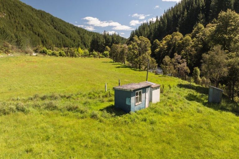 Photo of property in 950 Tapawera-baton Road, Tapawera, Wakefield, 7096