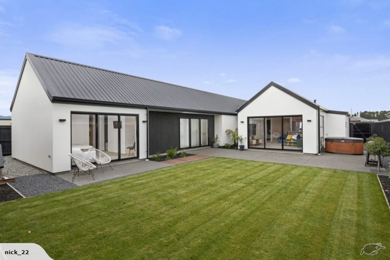 Photo of property in 10 Romanee Lane, Wigram, Christchurch, 8025