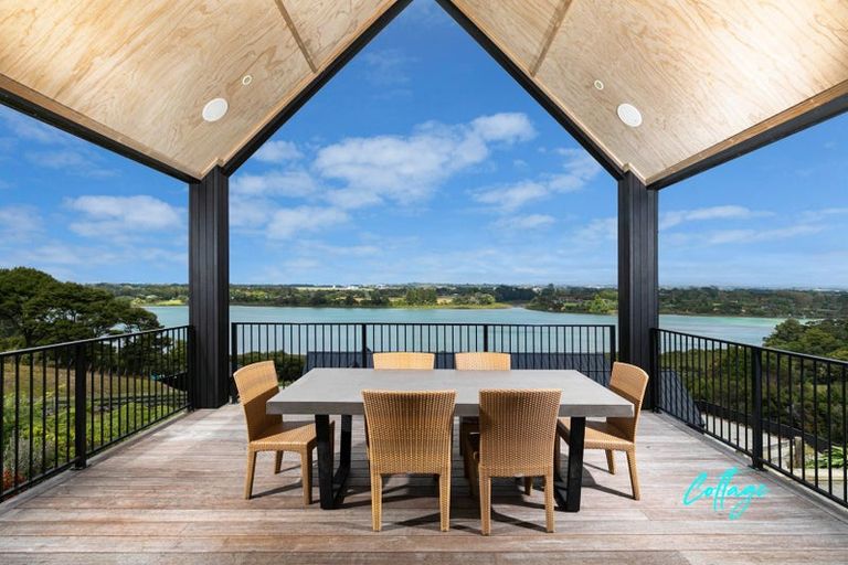 Photo of property in 31 James Paige Lane, Riverhead, 0793