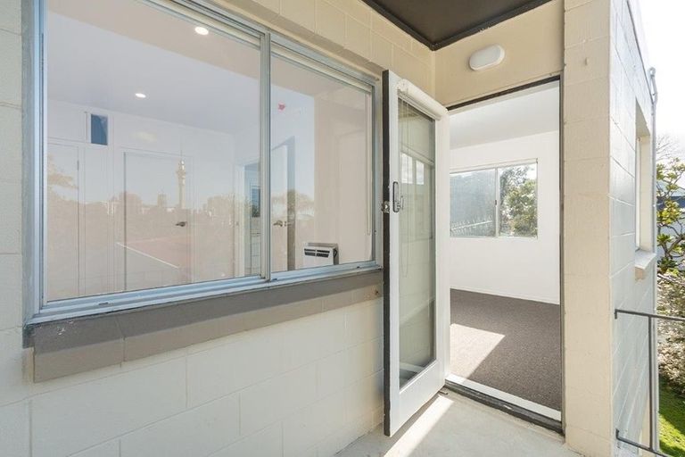 Photo of property in 10/27 Hepburn Street, Freemans Bay, Auckland, 1011
