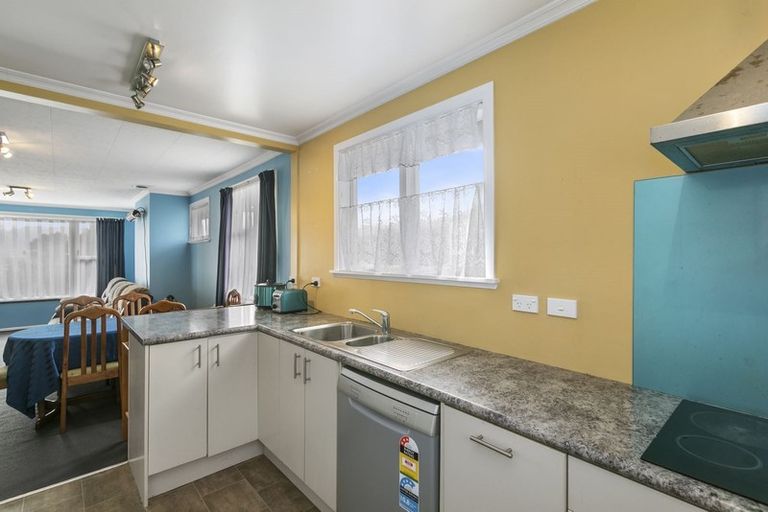 Photo of property in 31 August Street, Stokes Valley, Lower Hutt, 5019