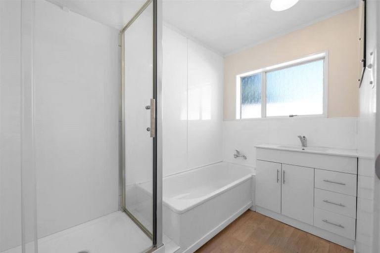 Photo of property in 37a Sikkim Crescent, Clover Park, Auckland, 2019