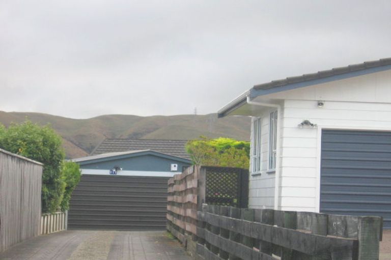 Photo of property in 117 Mark Avenue, Grenada Village, Wellington, 6037