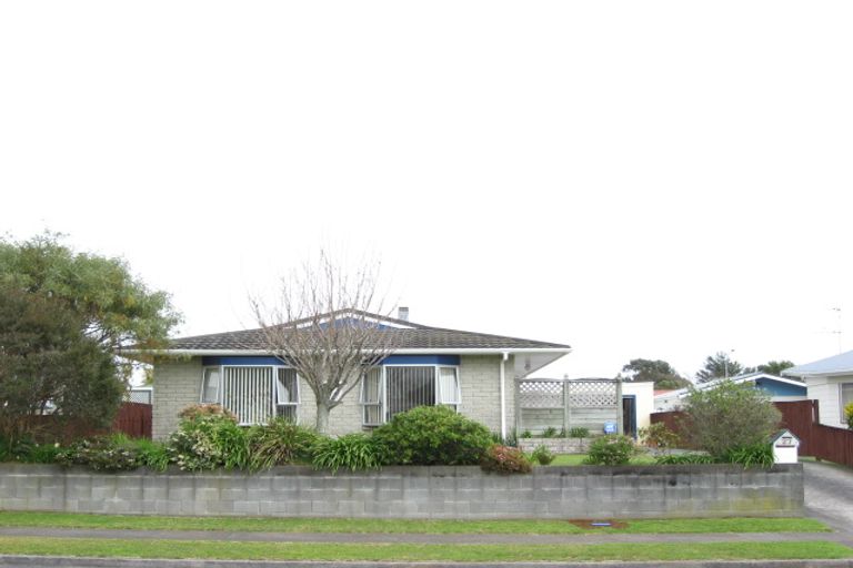 Photo of property in 27 Sunnyvale Street, Bell Block, New Plymouth, 4312