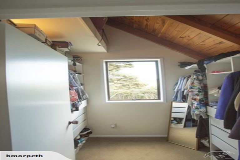 Photo of property in 72 Crows Road, Swanson, Auckland, 0614