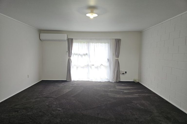 Photo of property in 3/10 Aubrey Street, Waitara, 4320