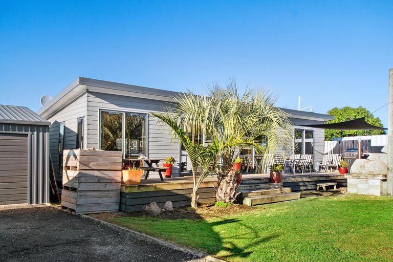 Photo of property in 27 Ocean Breeze Drive, Waihi Beach, 3611