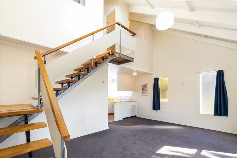 Photo of property in 5a Carvell Street, Blenheim, 7201