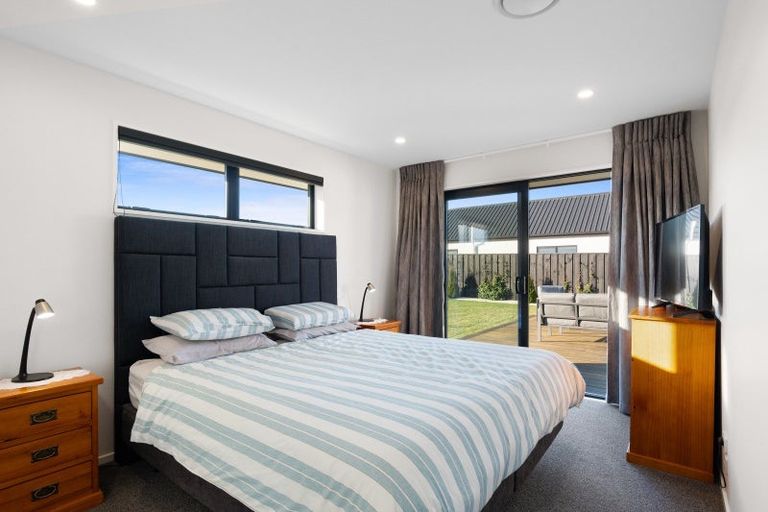 Photo of property in 21 Bob Reid Crescent, Darfield, 7510