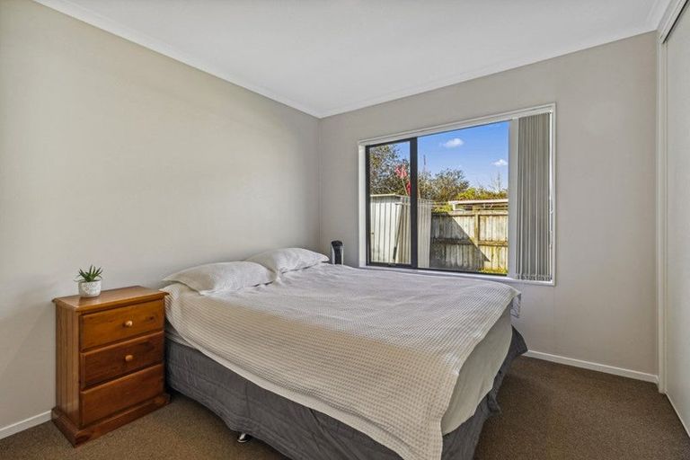 Photo of property in 20 Villino Place, Randwick Park, Auckland, 2105