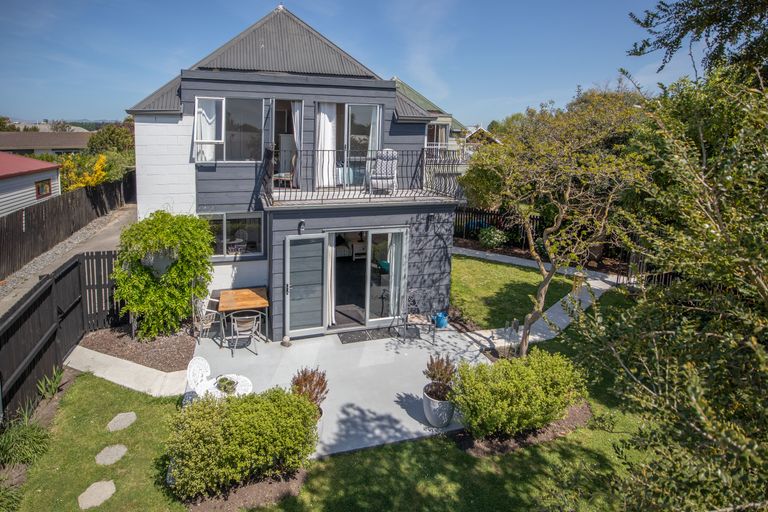 Photo of property in 1/14a Kruse Place, Redwood, Christchurch, 8051