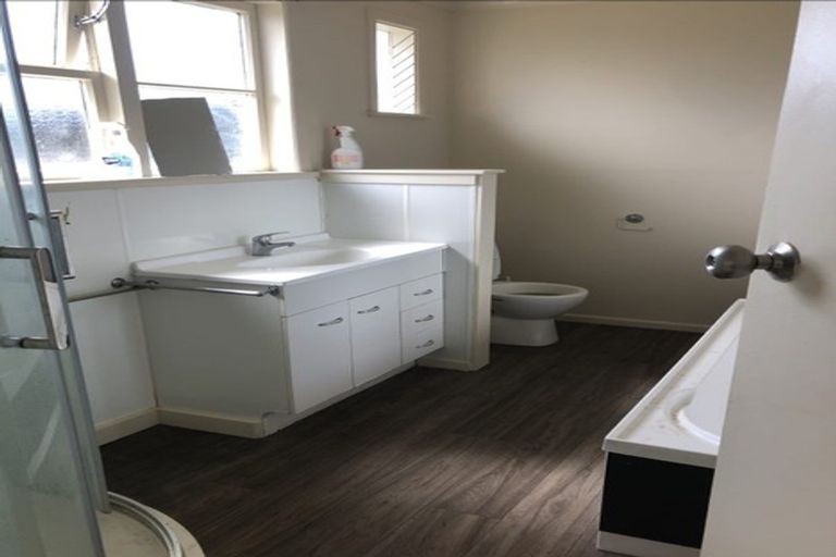 Photo of property in 25 Paterson Street, Frankton, Hamilton, 3204