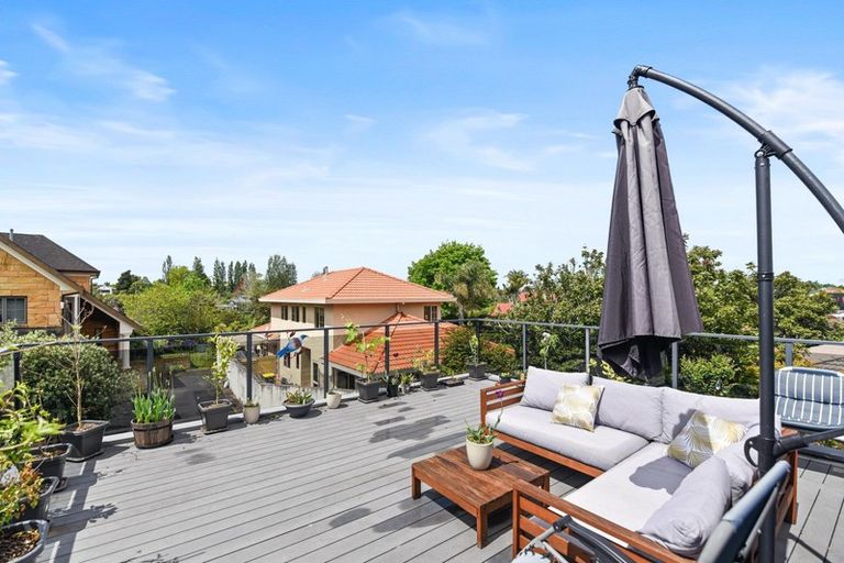 Photo of property in 2 Ashley Street, St Andrews, Hamilton, 3200