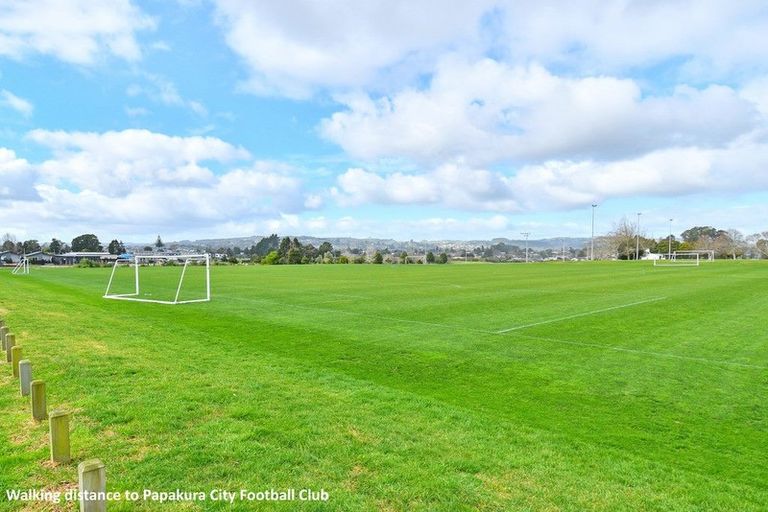 Photo of property in 7 Te Aparangi Crescent, Papakura, 2582