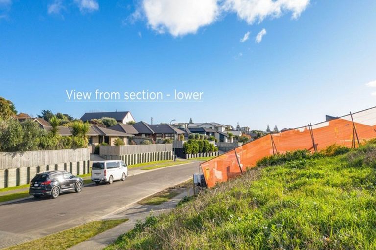 Photo of property in 2 Telford Way, Raumati Beach, Paraparaumu, 5032